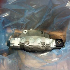 11276764 Клапан гидравлический регулирования давления и направления потока EHPS/Литва